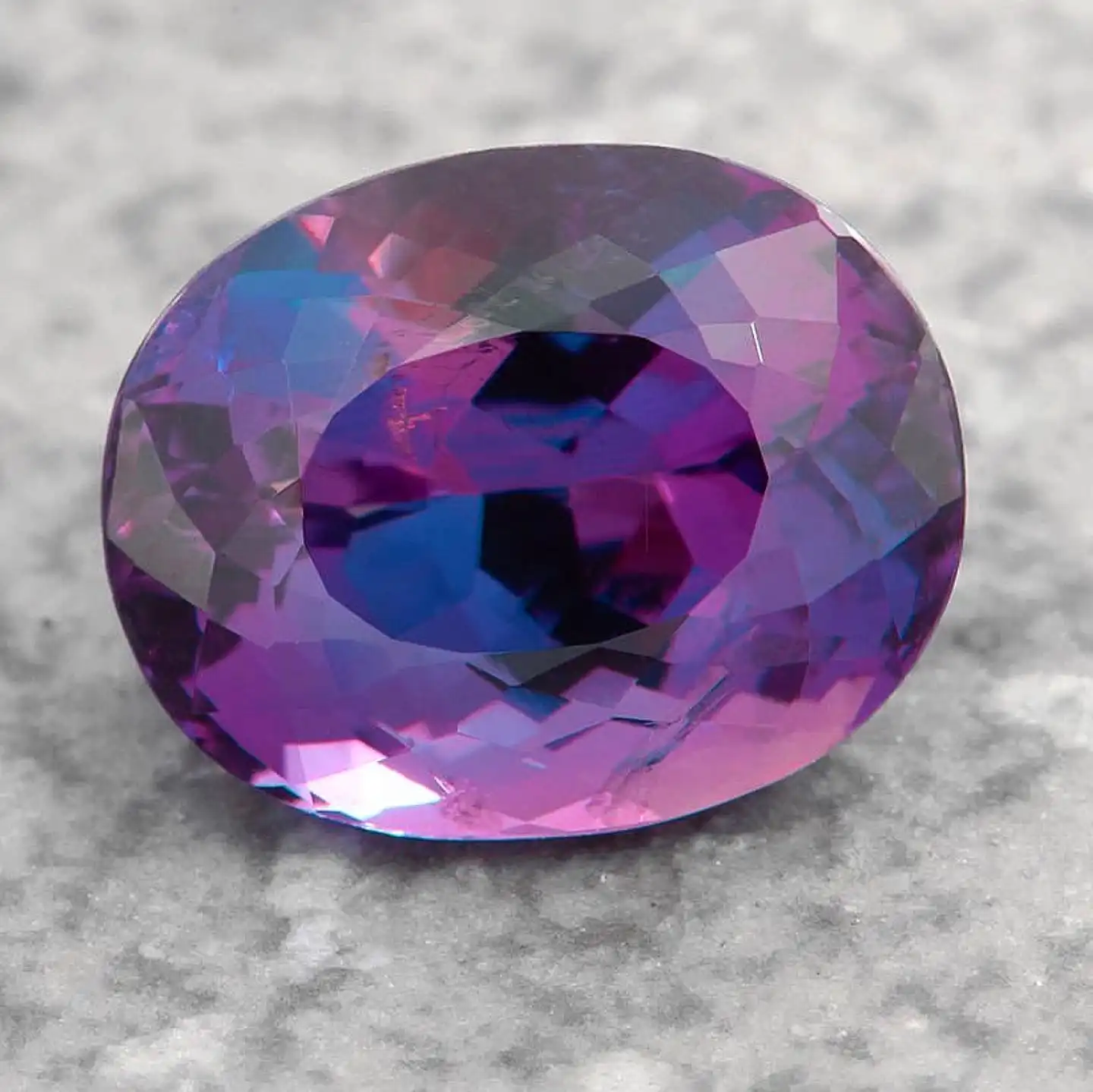 سنگ الکساندریت