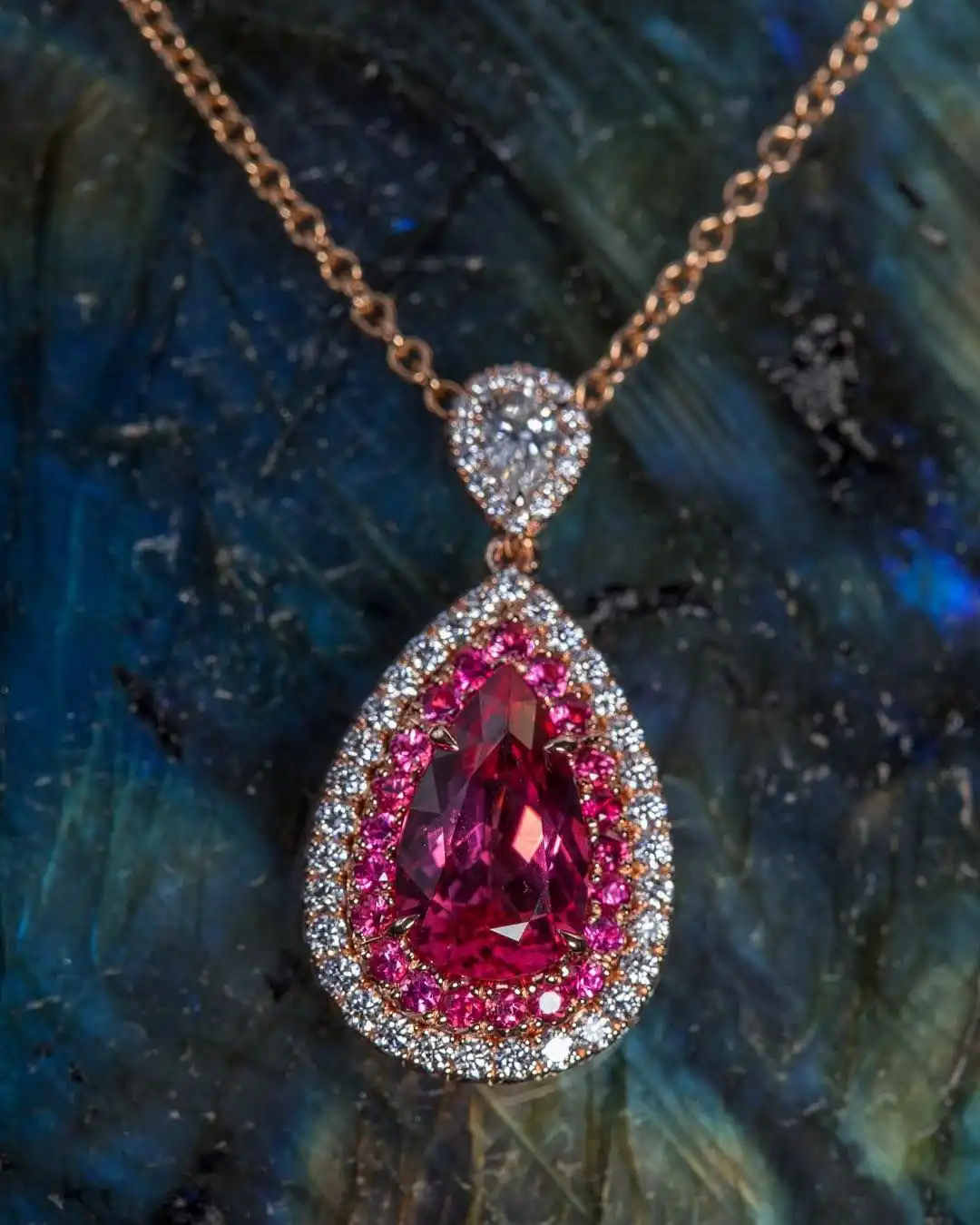 گردنبند اسپینل